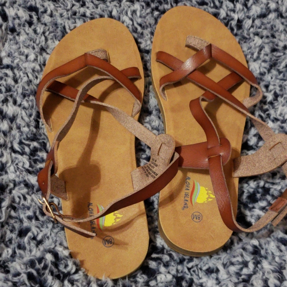 Sandals - Picture 3 of 3